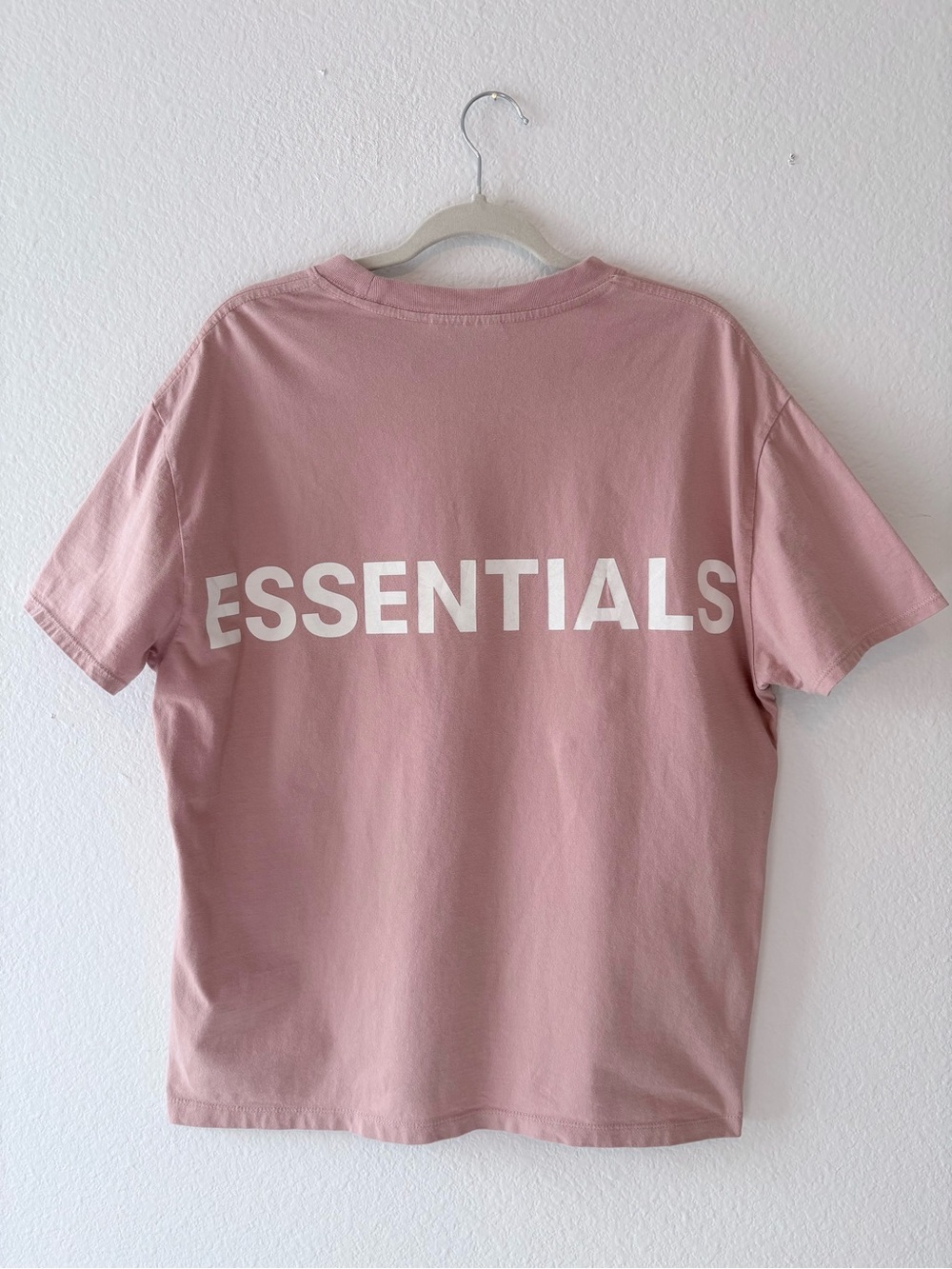 Fear of God Essentials•3M Reflective Logo T-Shirt Blush Pink XS Oversized Cotton